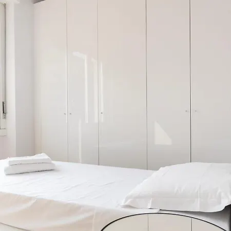Youhosty - Gioia 1 Big Apartment Milan