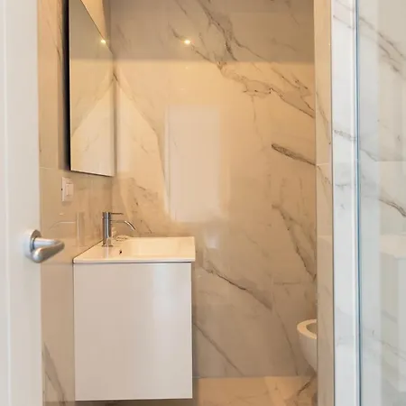 Youhosty - Gioia 1 Big * Milão